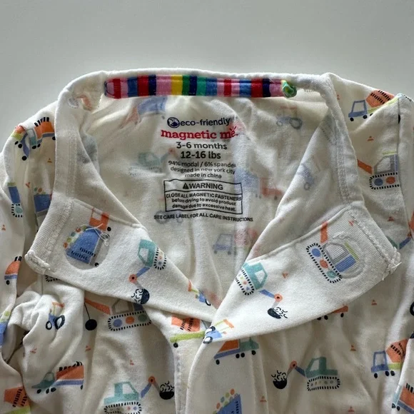 Magnetic Me Footie - Picture 2 of 2